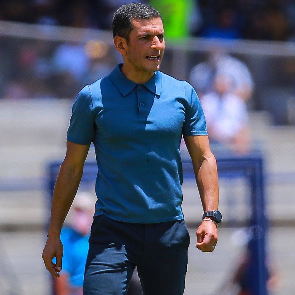 Jaime Lozano hará cambios ante Alemania, ¡pero no garantiza titularidad a Santiago Giménez!  Expandir.