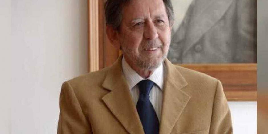 Leopoldo Silva presentó su renuncia en Pumas; expresidente de la CNDH tomará su lugar.
