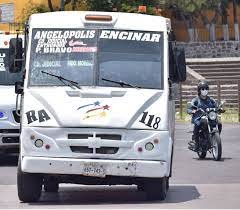 Acribillan a balazos a chofer de ruta azteca.