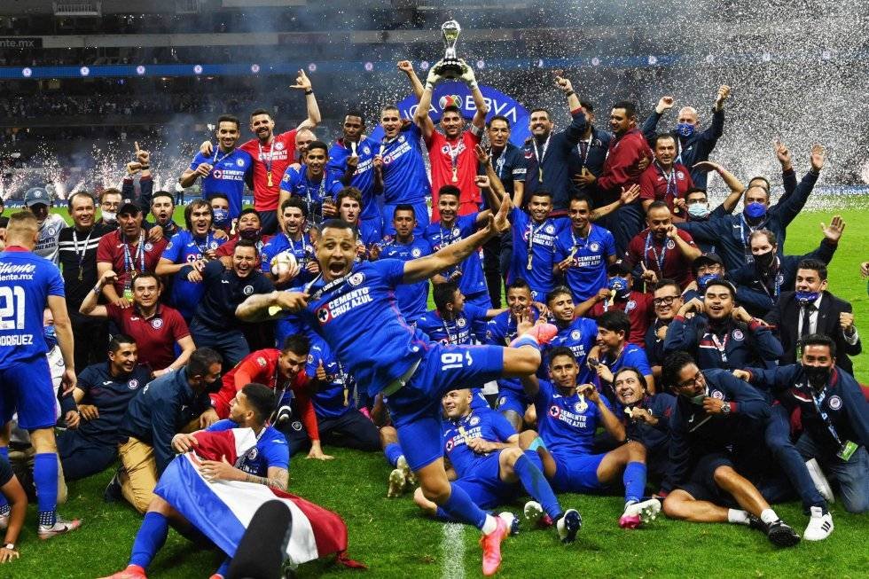 Cruz Azul cambiará víveres para damnificados en Acapulco por boletos en el Azteca.