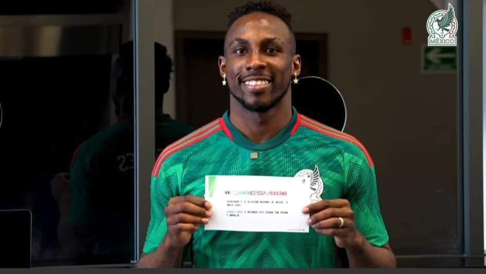 Federación Mexicana de Futbol defiende llamado de Julián Quiñones.