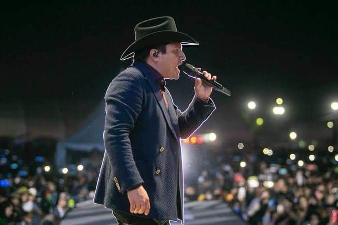 ¿Qué le Pasó a Julión Álvarez? Reportan Supuesto Atentado en su Contra.