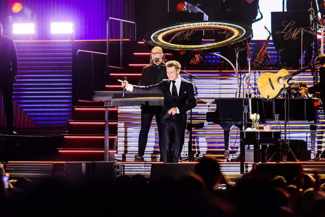 Fans de Luis Miguel se Unen en Demanda Colectiva contra FunTicket por Cancelación en León.
