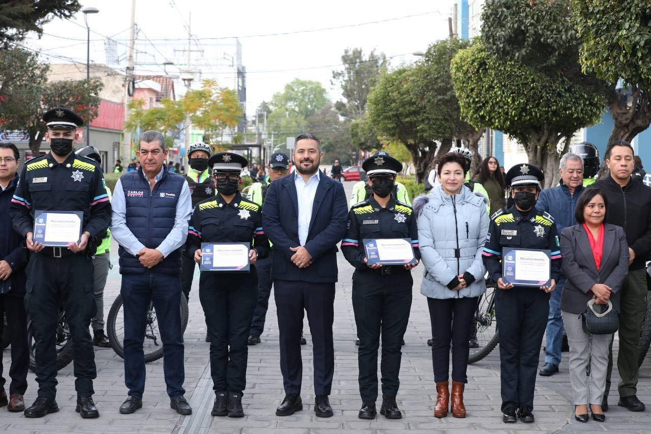 Regreso a clases seguro; Adán Domínguez.