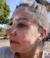 De mole, rajas y dulce, con tamales locutora busca aceptación en Cholula.