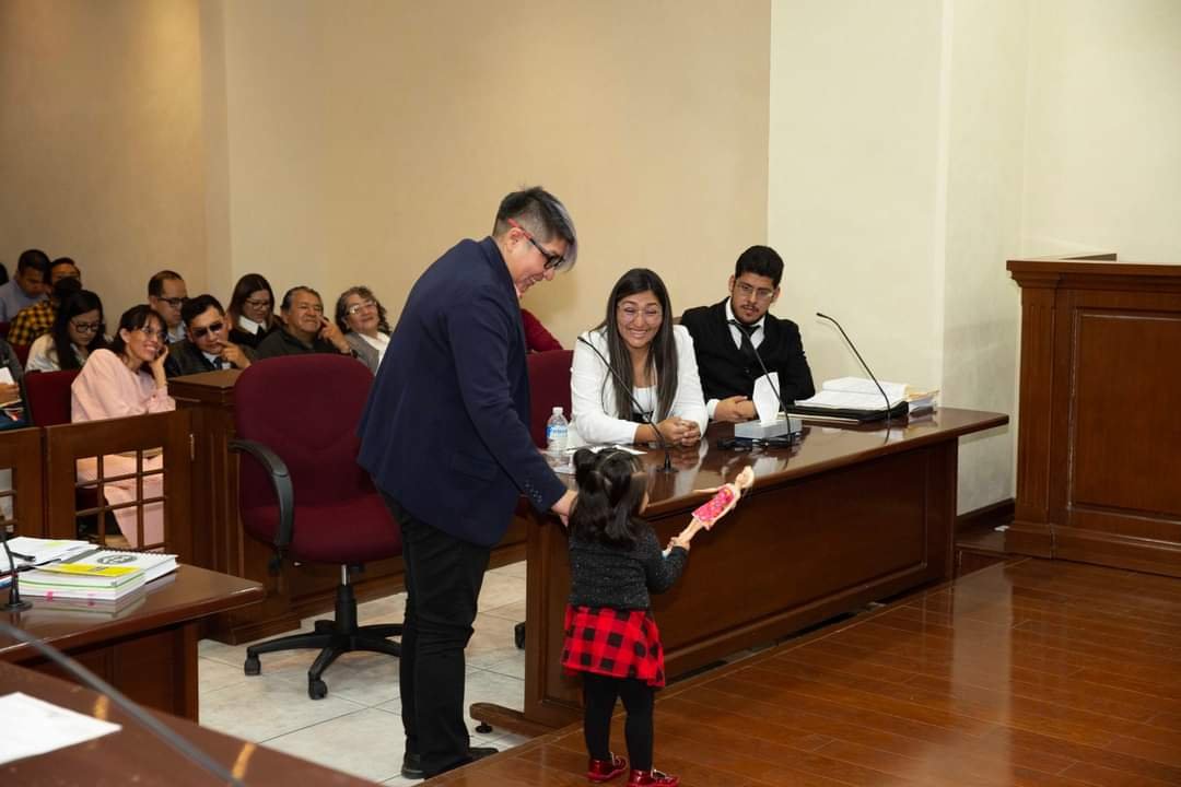 Synthia y Fanny, Primera Pareja Homoparental en Obtener Adopción en Edomex.