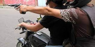 Moto sicarios matan a Brandon, ex reo en Tehuacán.