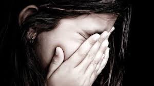 Niña se suicida en La Resurrección.