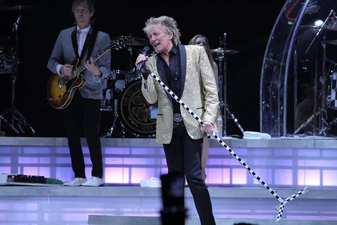 Rod Stewart Anuncia Que Cancela Dos Shows Por Covid-19.