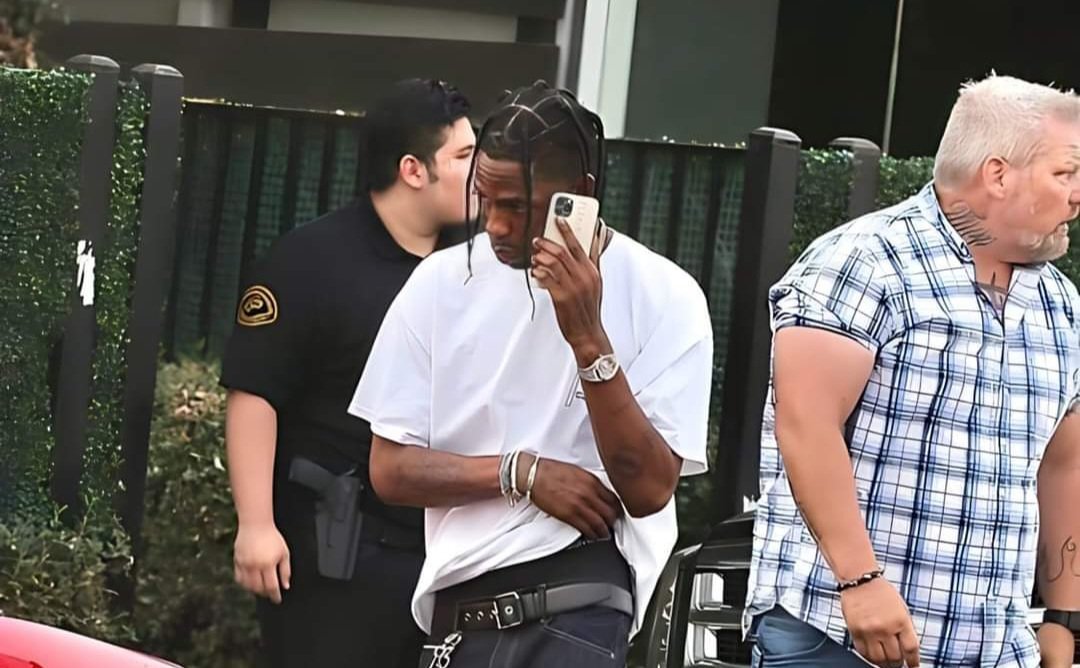 El Rapero Travis Scott fue arrestado en París, Le Cayo la Ley.