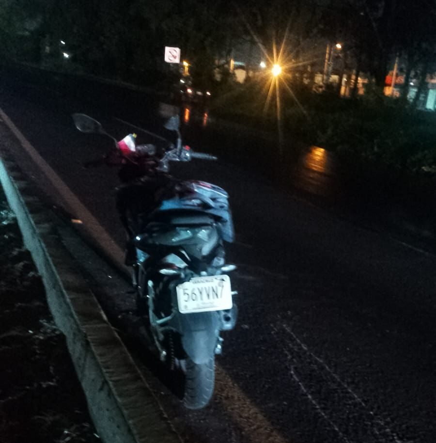 Motociclista derrapa y muere en Cuautlancingo.