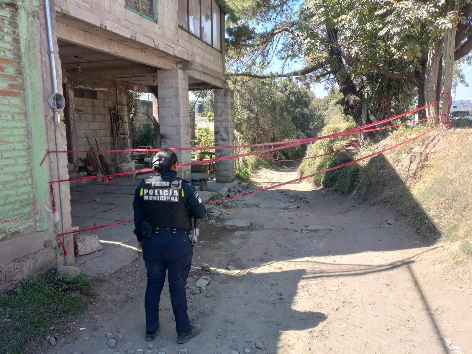 Al fondo de barranca y con huellas de violencia encuentran a otra mujer sin vida