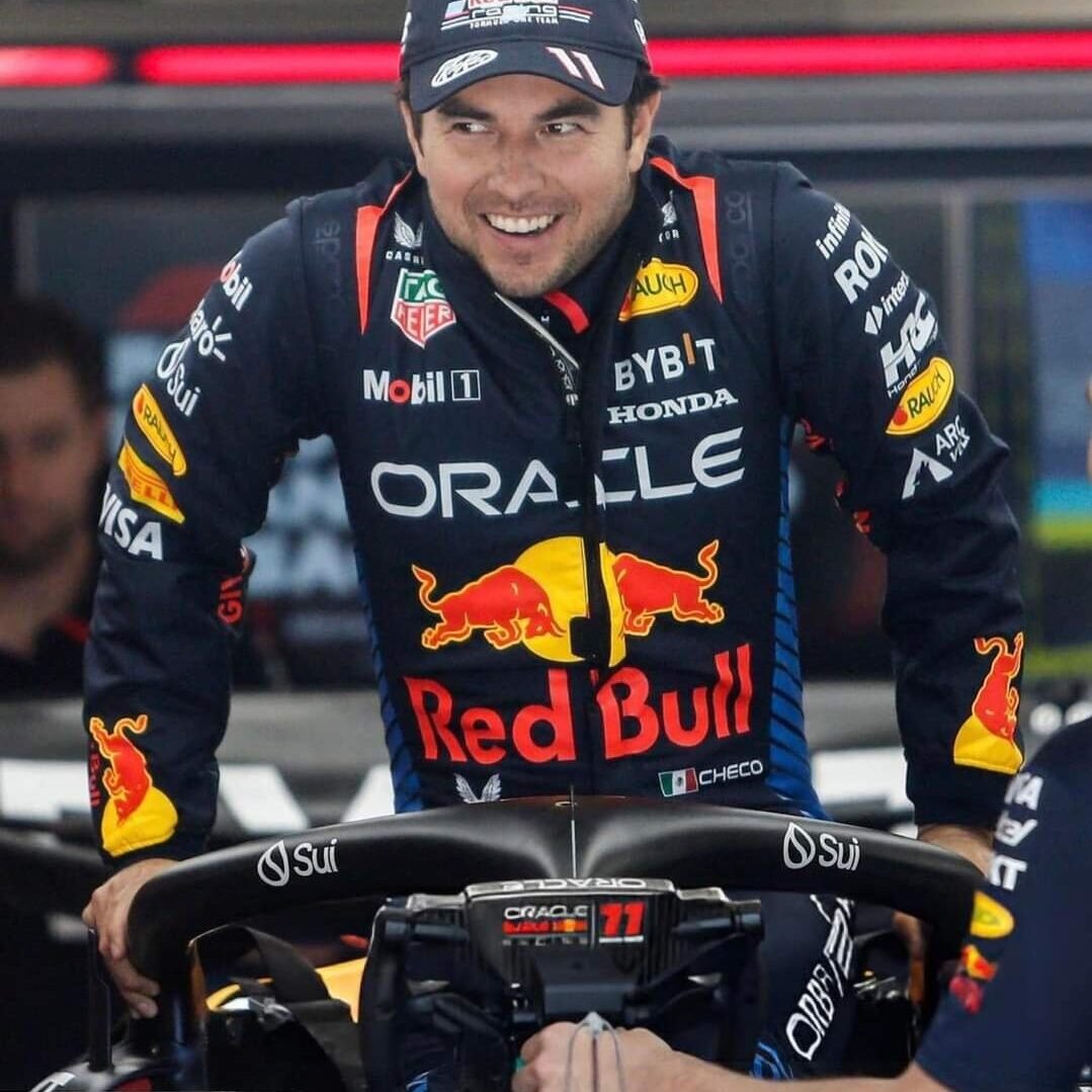 Que caray mi Checo, llega penúltimo en práctica 1 de Brasil.
