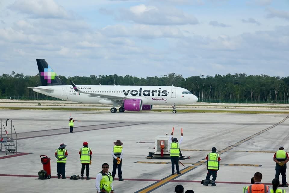 Pasajero se Pone Bravo e Intenta ‘Tomar’ Avión de Volaris y Desviar Vuelo.