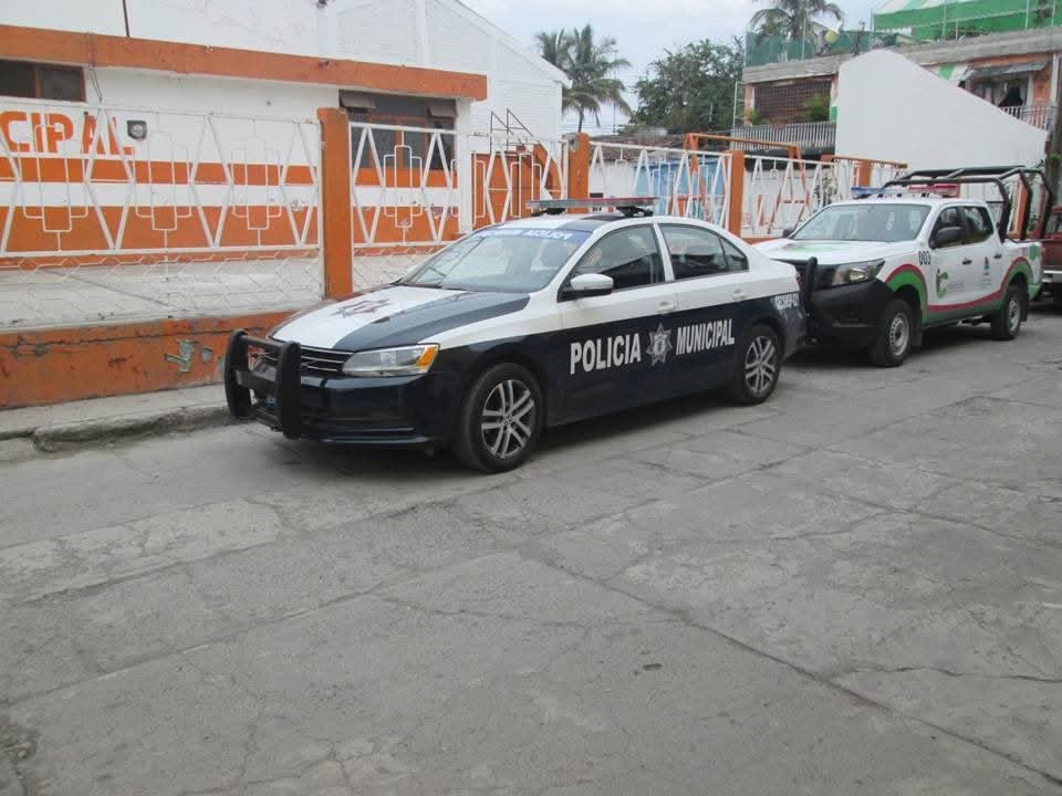 Estaban enterrando a su conocido y los matan en pleno panteón