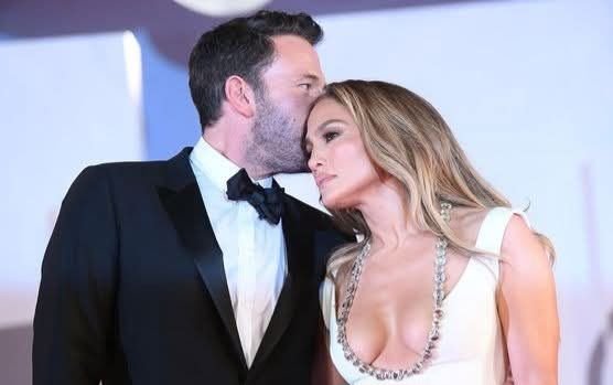 Llegan a un Acuerdo Millonario Jennifer Lopez y Ben Affleck, ya Están Oficialmente Divorciados.