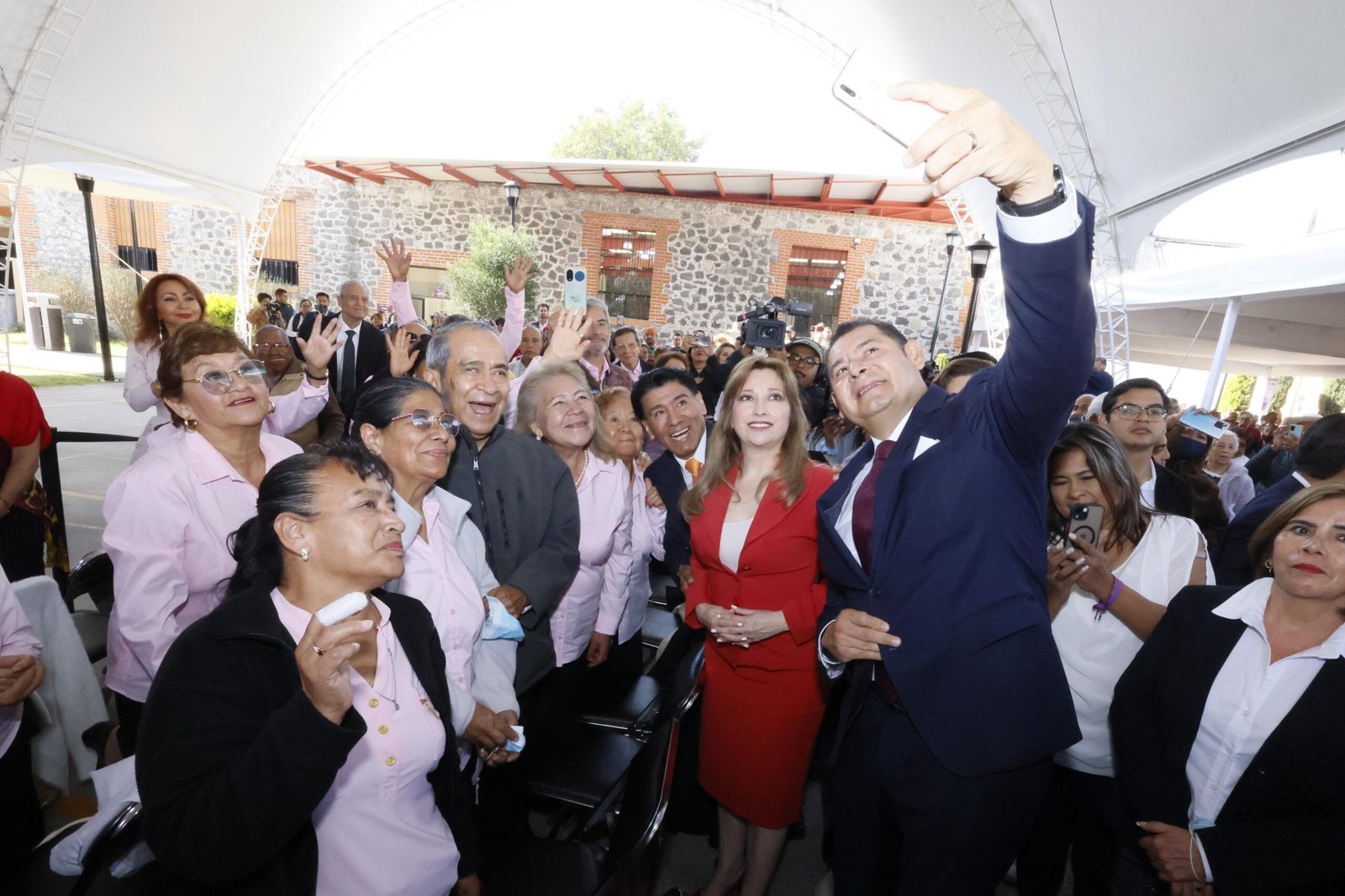 (VIENTOS) Habrá “Casas del Abue” en todos los municipios; Armenta