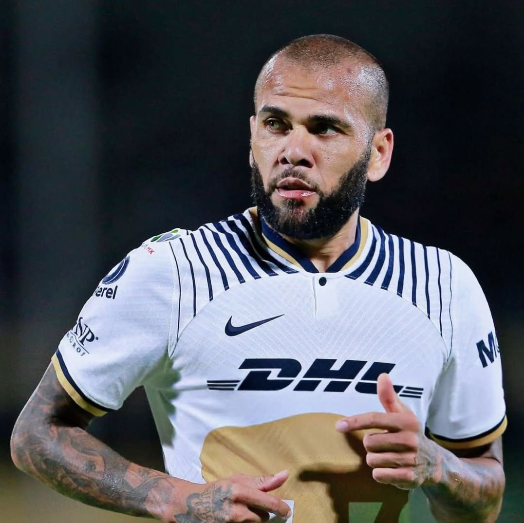 Los Pumas de la UNAM demandan a Dani Alves ante el TAS.
