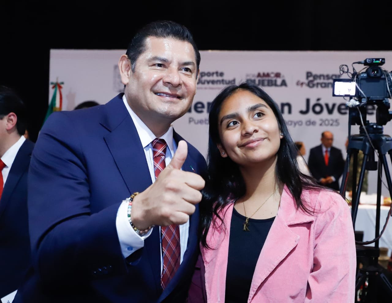 Derechos y oportunidades para los jóvenes; Armenta