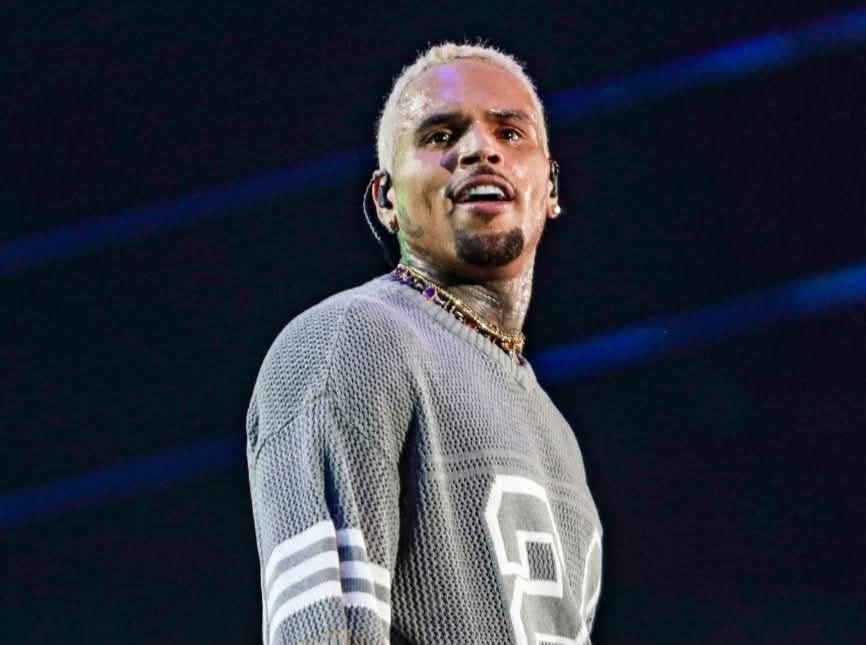 Detienen al Ex de Rihanna, Chris Brown, en Reino Unido.