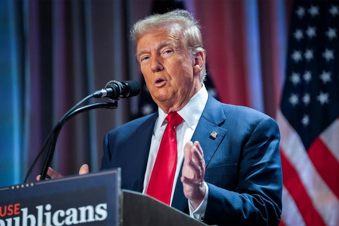 Trump Ahora la Agarra Contra Todos los Estudiantes, Suspende Entrevistas para Visado en Todas las Embajadas.