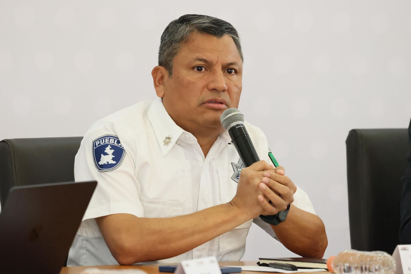 Sin privilegios internos de penales en Puebla, sea quien sea;Vicealmirante Francisco Sánchez