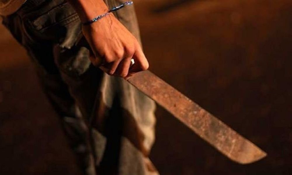 Mata a machetazos a cuatro niños en guardería