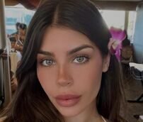 Asesinan a plomazos a ex Reina de belleza, sospechan de suegra